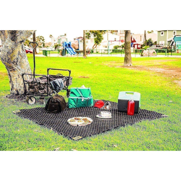 Cat 4 Pack 72 Inch x 80 Inch Non-Woven Utility Blanket - 240030
