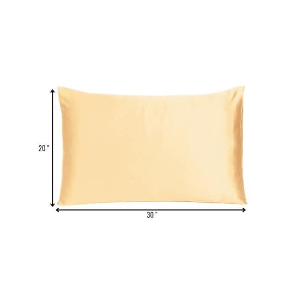 Homeroots 20 x 30 in. Pale Peach Dreamy Silky Satin Queen Size Pillowcases - 387902