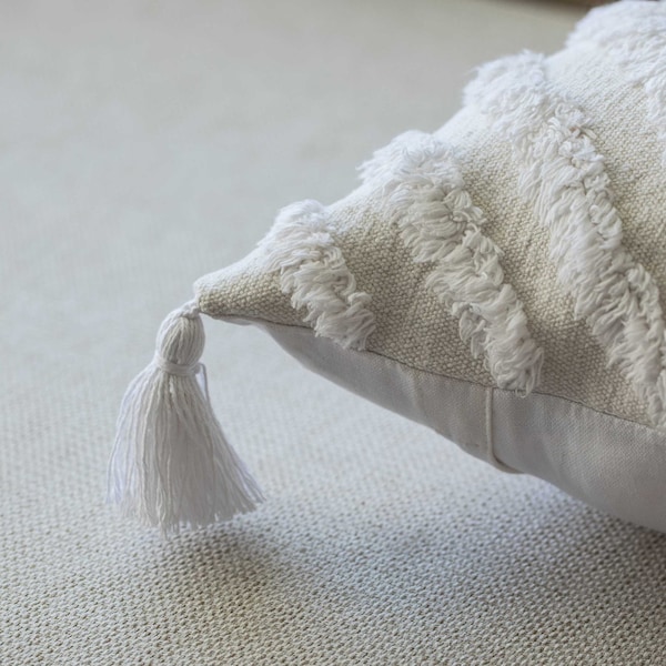 Deerlux 16" Handwoven Cotton Throw Pillow Cover with White Ikat Pattern and Tassel Corners, White - QI004307.IT