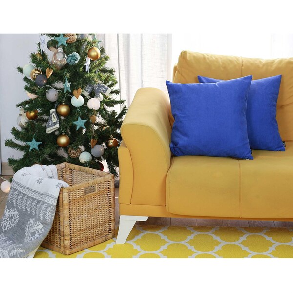 Homeroots Sapphire Blue Honey Decorative Throw Pillow Cover2 Piece 18 x 18 in. - 355264