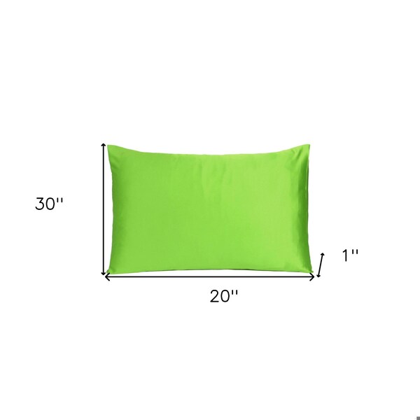 Homeroots 20 x 30 in. Bright Green Dreamy Silky Satin Queen Size Pillowcases - 387898