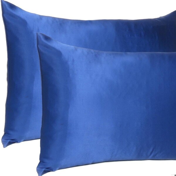 Homeroots 20 x 26 in. Navy Blue Dreamy Silky Satin Standard Size Pillowcases - 387871