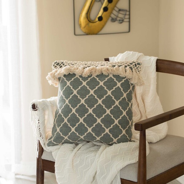Deerlux 16" Handwoven Cotton Throw Pillow Cover with Ogee Pattern and Tasseled Top, Green - QI004313.GN