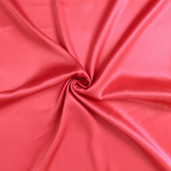 Homeroots 20 x 26 in. Poppy Red Dreamy Silky Satin Standard Size Pillowcases - 387877