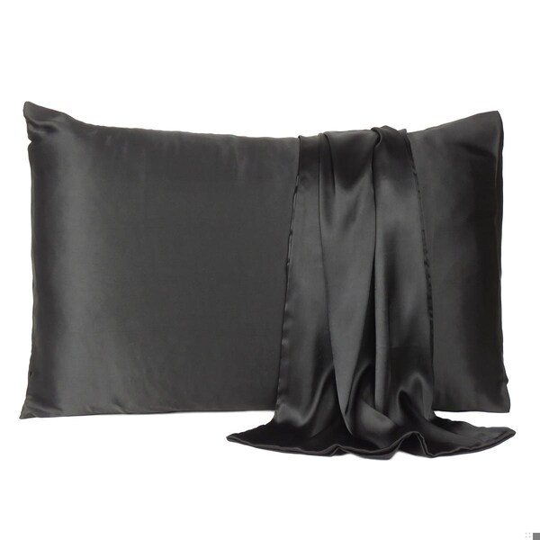 Homeroots 20 x 30 in. Black Dreamy Silky Satin Queen Size Pillowcases - 387888