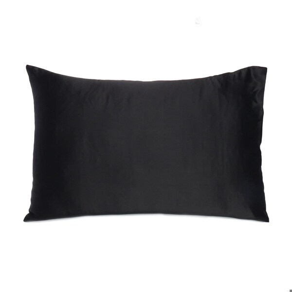 Homeroots 20 x 30 in. Black Dreamy Silky Satin Queen Size Pillowcases - 387888
