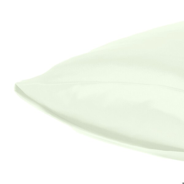 Homeroots 20 x 26 in. Ivory Dreamy Silky Satin Standard Size Pillowcases - 387882