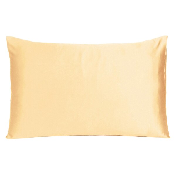 Homeroots 20 x 40 in. Pale Peach Dreamy Silky Satin King Size Pillowcases - 387846