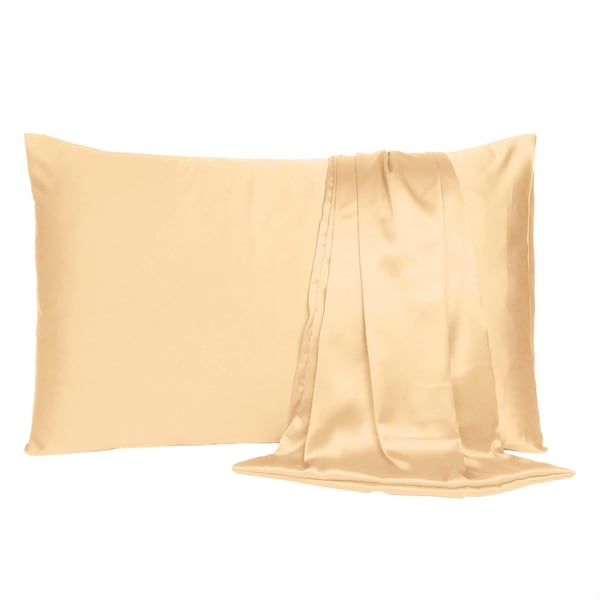 Homeroots 20 x 40 in. Pale Peach Dreamy Silky Satin King Size Pillowcases - 387846