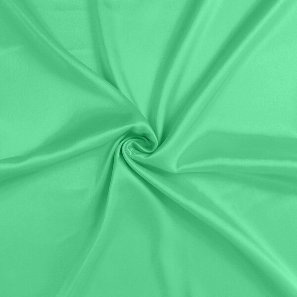 Homeroots 20 x 40 in. Green Dreamy Silky Satin King Size Pillowcases - 387848