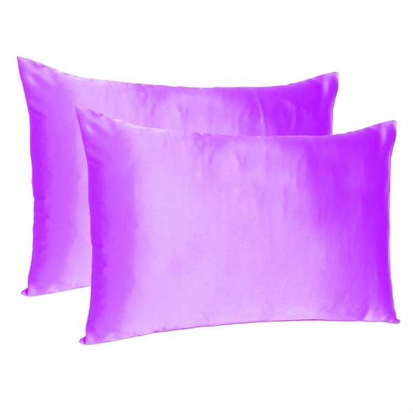 Homeroots 20 x 30 in. Violet Dreamy Silky Satin Queen Size Pillowcases - 387895