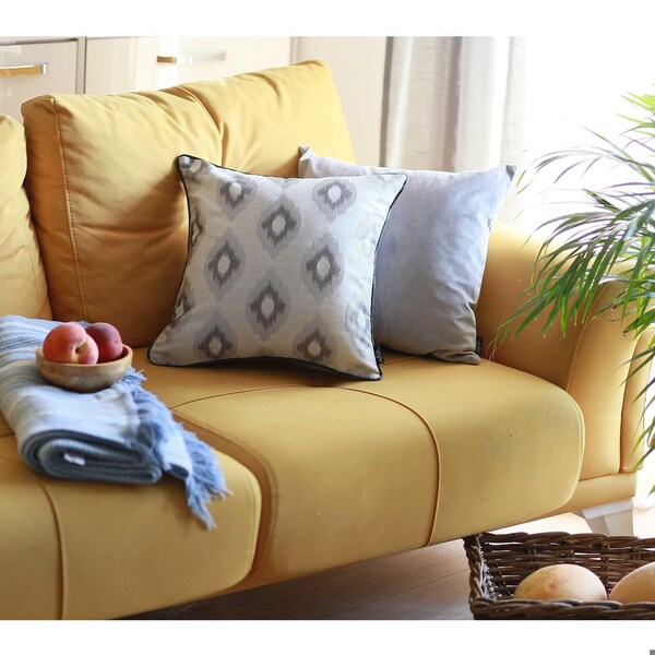 Homeroots 17 x 17 in. Grey Jacquard Chic Decorative Throw Pillow Cover - 355664
