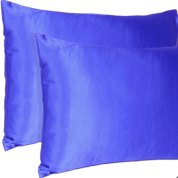 Homeroots 20 x 30 in. Royal Blue Dreamy Silky Satin Queen Size Pillowcases - 387908