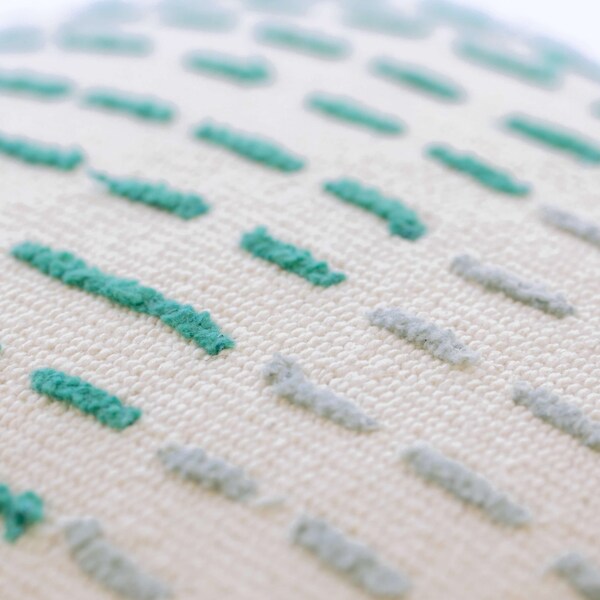 Deerlux 16" Handwoven Cotton Throw Pillow Cover with Ribbed Line Dots and Wave Border with Filler, Green - QI004315.GN.K