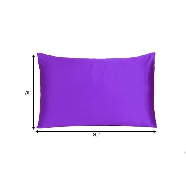 Homeroots 20 x 30 in. Bright Purple Dreamy Silky Satin Queen Size Pillowcases - 387907