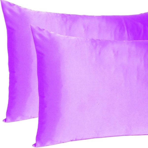 Homeroots 20 x 26 in. Violet Dreamy Silky Satin Standard Size Pillowcases - 387866