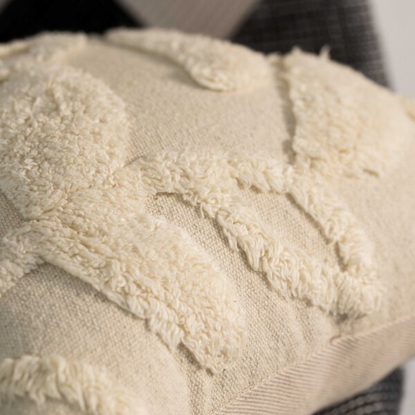 Deerlux 16" Handwoven Cotton Throw Pillow Cover with White Tufted Stem Pattern and Black Tassel Corners - QI004307.ST