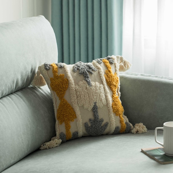 Deerlux 16" Cotton Throw Pillow Cover with Tufted Southwest Tribal Pattern and Corner Tassels with Filler - QI004306.TR.K