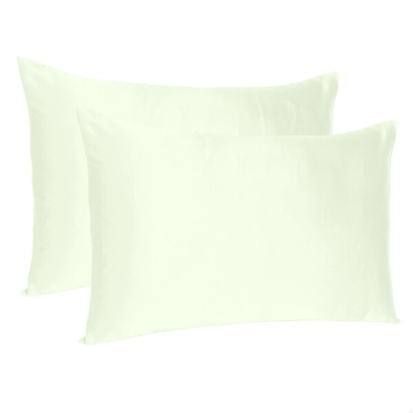 Homeroots 20 x 30 in. Ivory Dreamy Silky Satin Queen Size Pillowcases - 387911