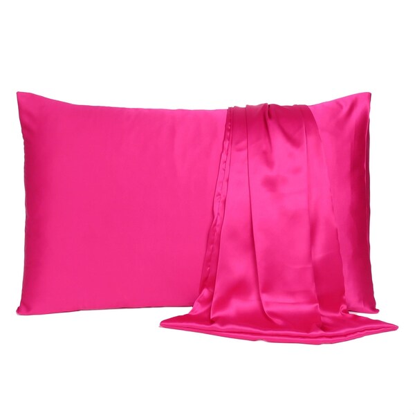 Homeroots 20 x 40 in. Fuchsia Dreamy Silky Satin King Size Pillowcases - 387849