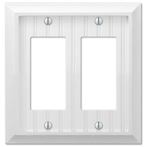 Soundwave 5.06 x 4.87 in. 2 Rocker Cottage White Wood Wall Plate - SO778455