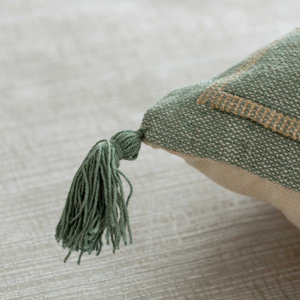 Deerlux 16" Handwoven Cotton Throw Pillow Cover with Tribal Aztec Design and Tassel Corners, Green - QI004312.GN