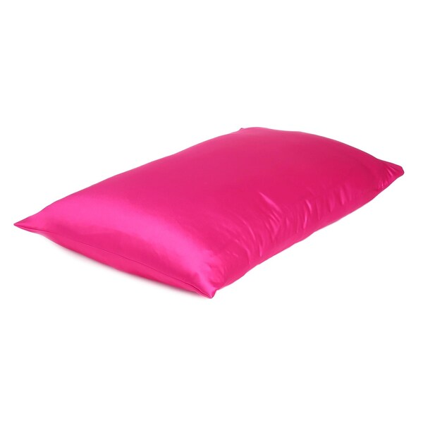 Homeroots 20 x 26 in. Fuchsia Dreamy Silky Satin Standard Size Pillowcases - 387876