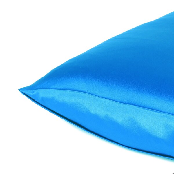 Homeroots 20 x 26 in. Blue Dreamy Silky Satin Standard Size Pillowcases - 387857