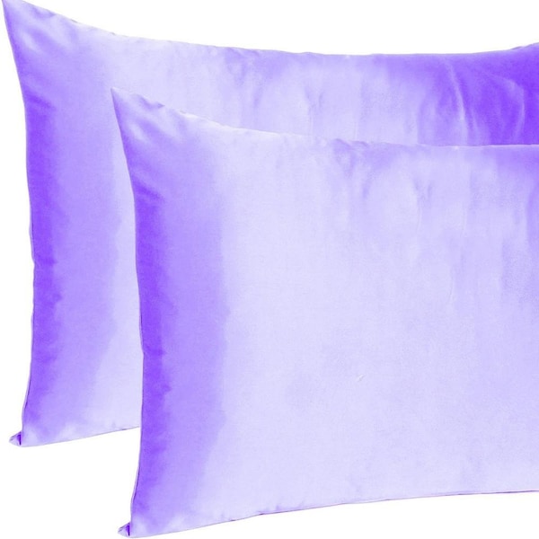 Homeroots 20 x 30 in. Purple Dreamy Silky Satin Queen Size Pillowcases - 387891