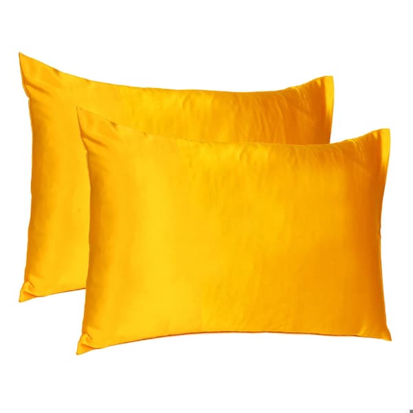 Homeroots 20 x 30 in. Goldenrod Dreamy Silky Satin Queen Size Pillowcases - 387914