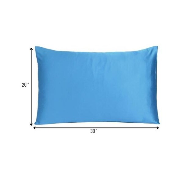 Homeroots 20 x 30 in. Bright Blue Dreamy Silky Satin Queen Size Pillowcases - 387899