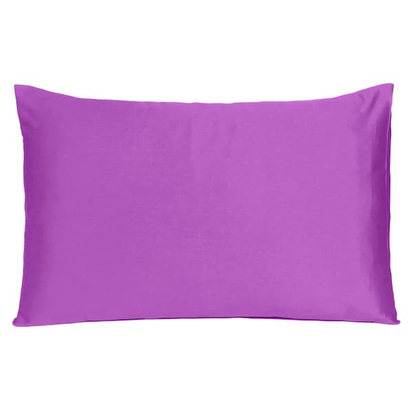 Homeroots 20 x 30 in. Purple Merlot Dreamy Silky Satin Queen Size Pillowcases - 387912