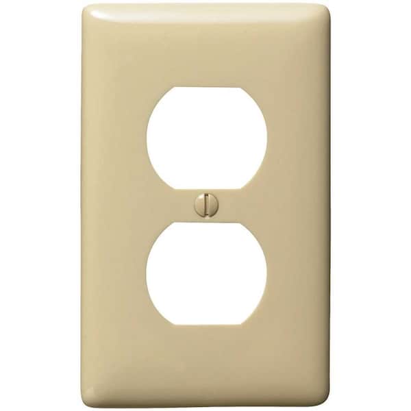 Hubbell Wiring 1-Gang Duplex Wall Plate - Ivory - P8I
