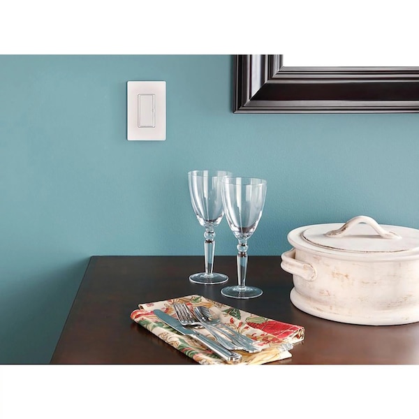 Lutron Designer Wall Plates, Number of Gangs: 1 Plastic, Gloss Finish, Ivory - CW-1-IV