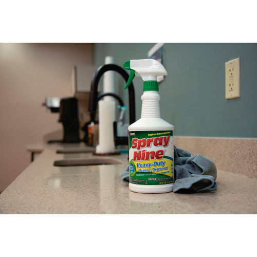 Spray Nine® Limpiador Multiusos y Desinfectante, Botella 32 oz, Paquete con 12 Botellas - 26832
