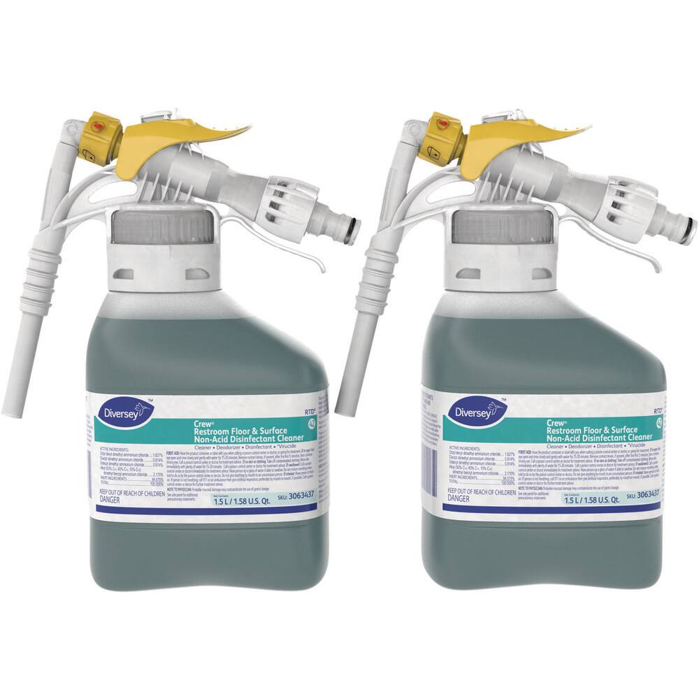 Limpiador y Desinfectante para Pisos y Superficies de Baño Diversey - 50.7 oz con Botella Spray - Modelo 2984912