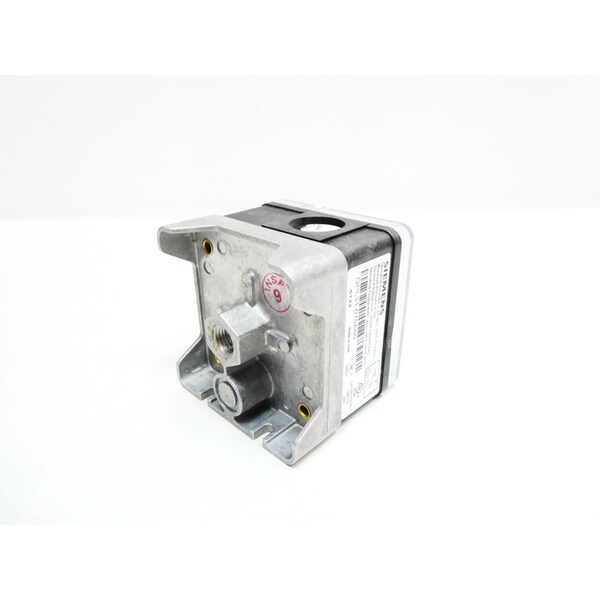 Siemens INTERRUPTOR DE PRESIÓN AUTOMÁTICO DE REINICIO BAJO 1/4IN 6PSI 125/250V-AC - QPL31.075A00