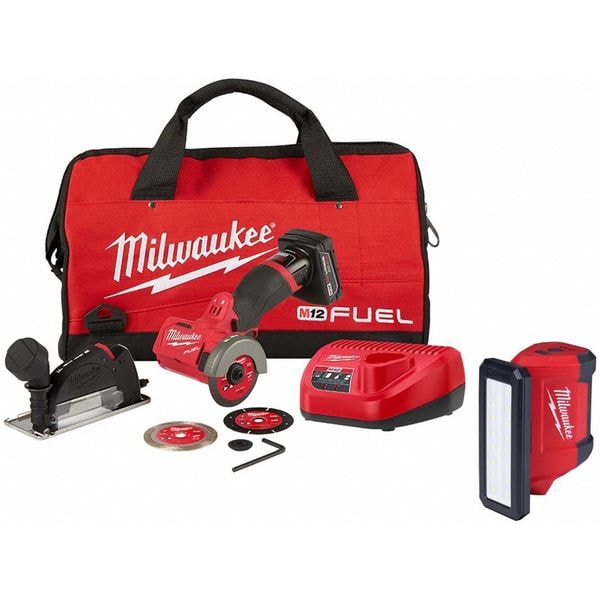 Milwaukee Tool Cut-Off Tool Kit and Light, 4.0Ah Battery - 2522-21XC, 2367-20