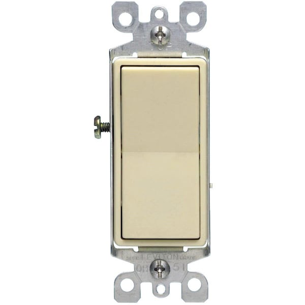 Leviton Residential 15A Ivory Grounded 4-Way Switch - 041-05604-02I