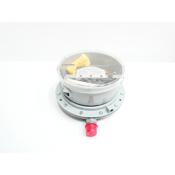 Interruptor de presión Mercoid 0-30IN-H2O 120/240V-AC - PG-153-P1