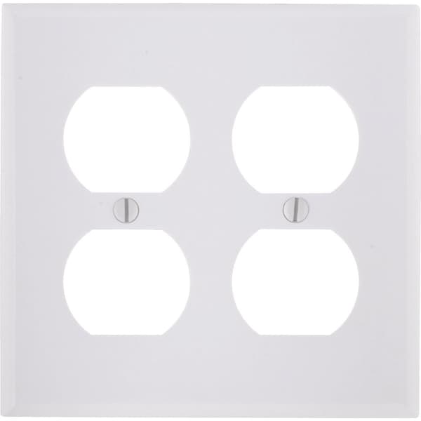 Leviton 2-Gang Smooth Plastic Outlet Wall Plate, White - 001-88016