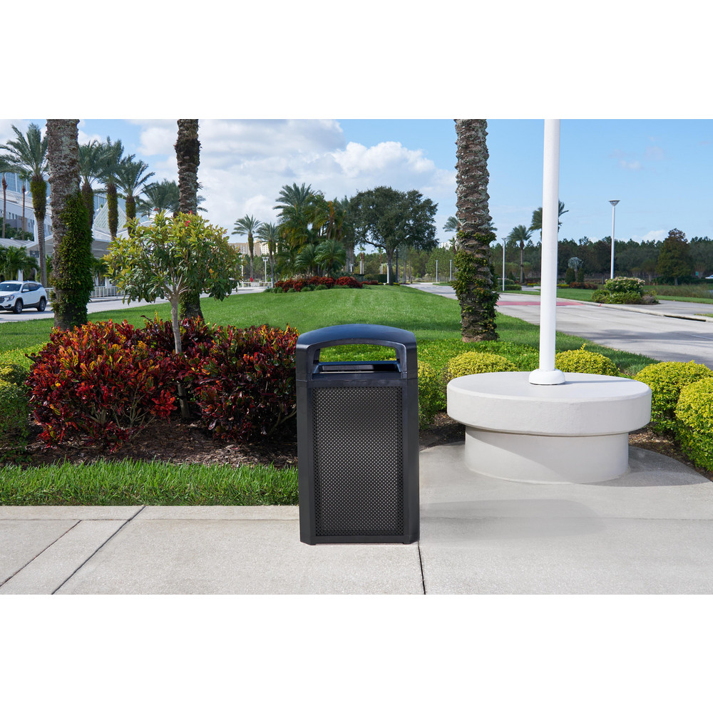 Rubbermaid Decorative Metal Panels, Large, Black, 20.72" × 0.5" × 34.33" - 2182676
