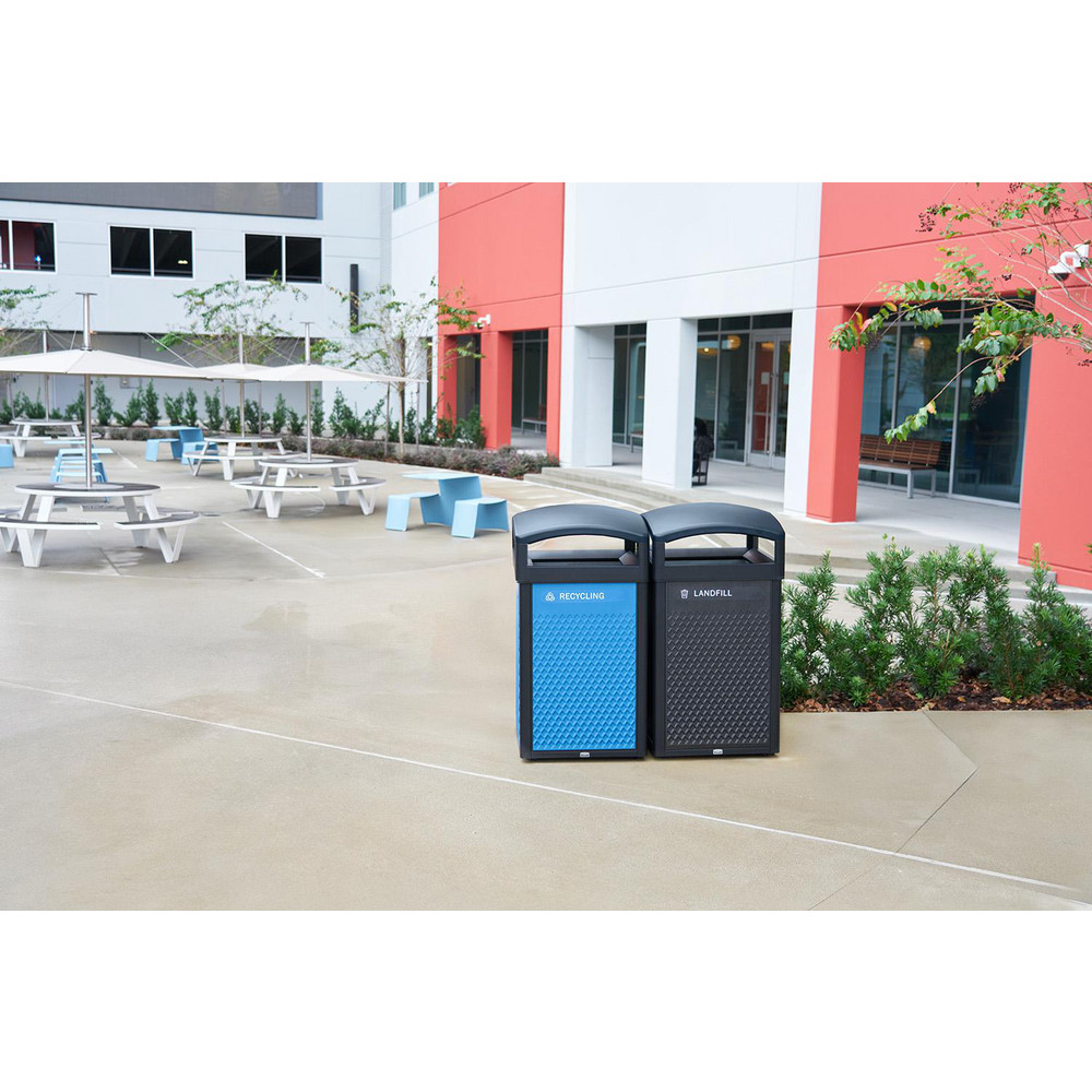 Rubbermaid Decorative Plastic Landfill Panels, Large, Black, 20.72" × 0.5" × 34.33" - 2182679