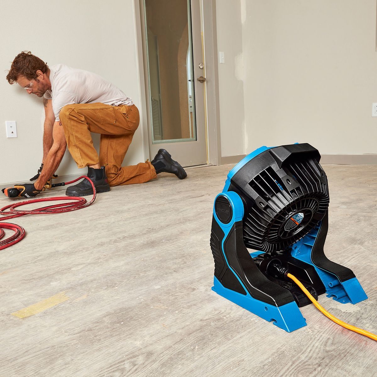 Ventilador para trabajo Hercules 20V/120V inalámbrico con doble potencia en el sitio de trabajo - Solo herramienta - 57275.