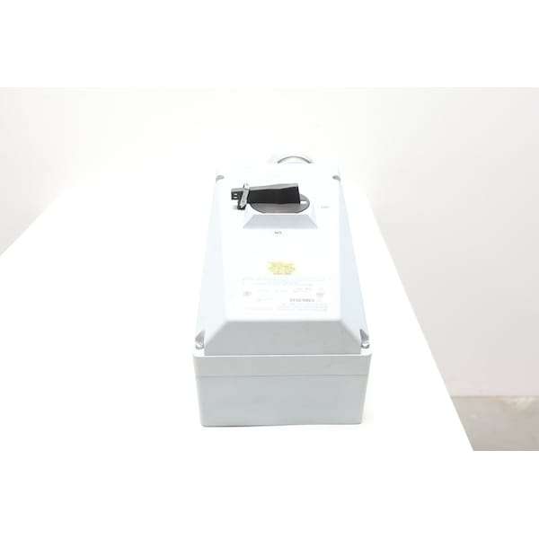 Crouse Hinds ARKTITE INTERLOCKED 4P 3W 60A AMP 600V-AC RECEPTACLE - CSR63542