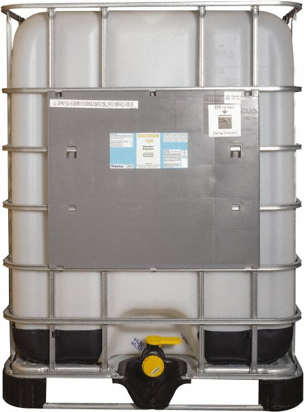 Detco Cleaner & Degreaser: 330 gal, Tote - 0941-330