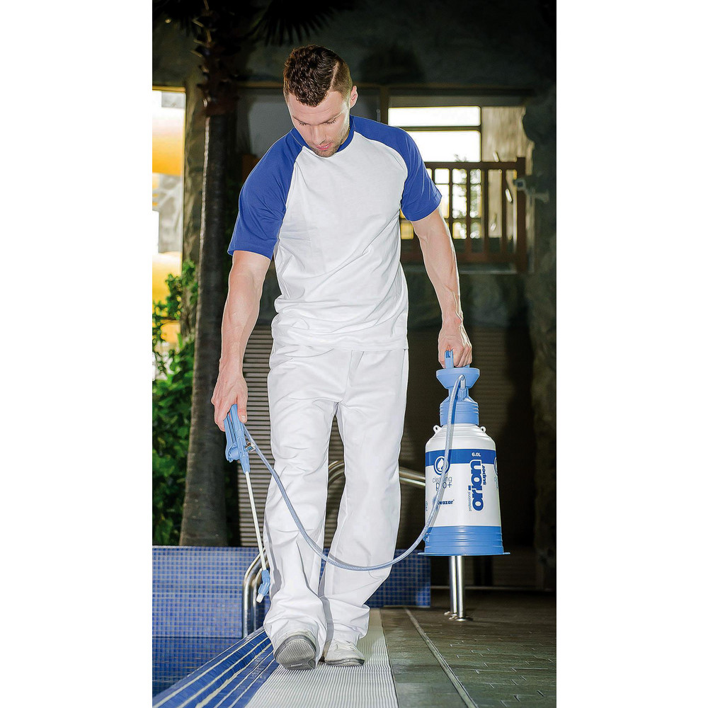 Kwazar Garden Sprayers: Sprayer Type: Handheld Sprayer; Tank Material: High Density Polyethylene; Volume Capacity: 6 L; Spray Pattern: Mist, Stream - 084900