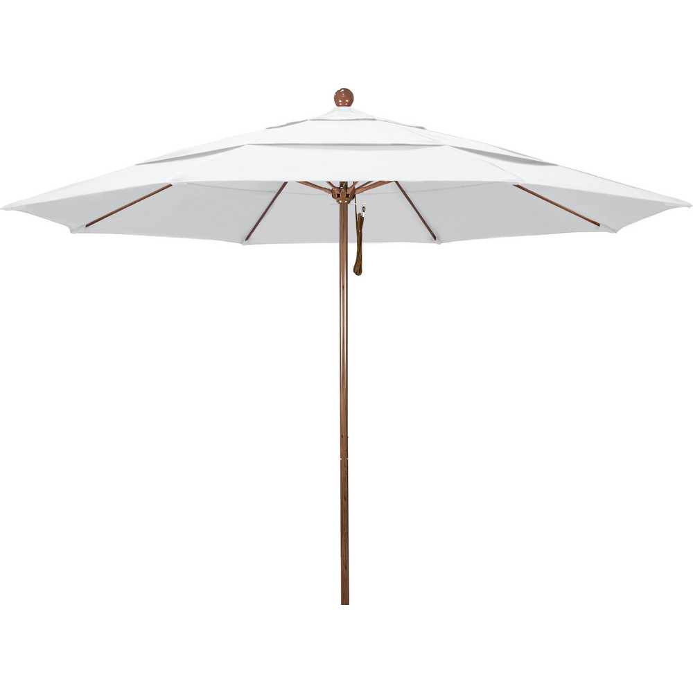 California Umbrella Patio Umbrella: 132" Dia, 8.917' High, Olefin, Straw, Aluminum Frame - 194061619940