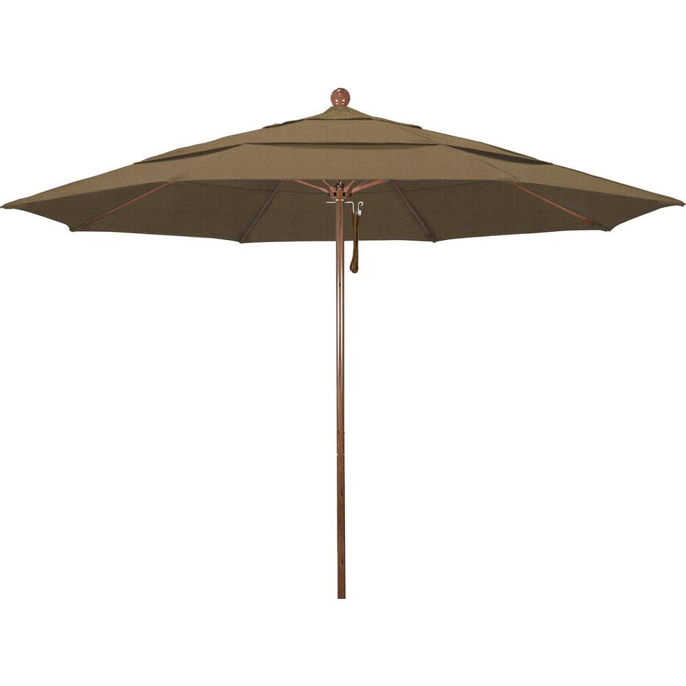 California Umbrella Patio Umbrella: 132" Dia, 8.917' High, Olefin, Straw, Aluminum Frame - 194061619940