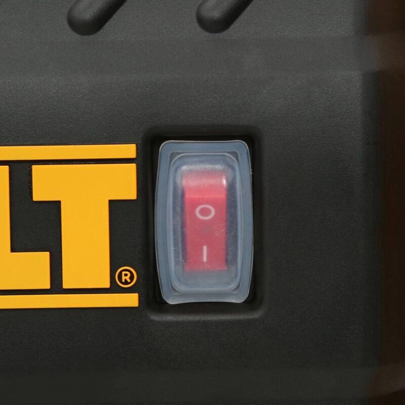 DEWALT 2.5 Gal. Portable Electric Heavy Duty 200 PSI Quiet Air Compressor - DWFP55130